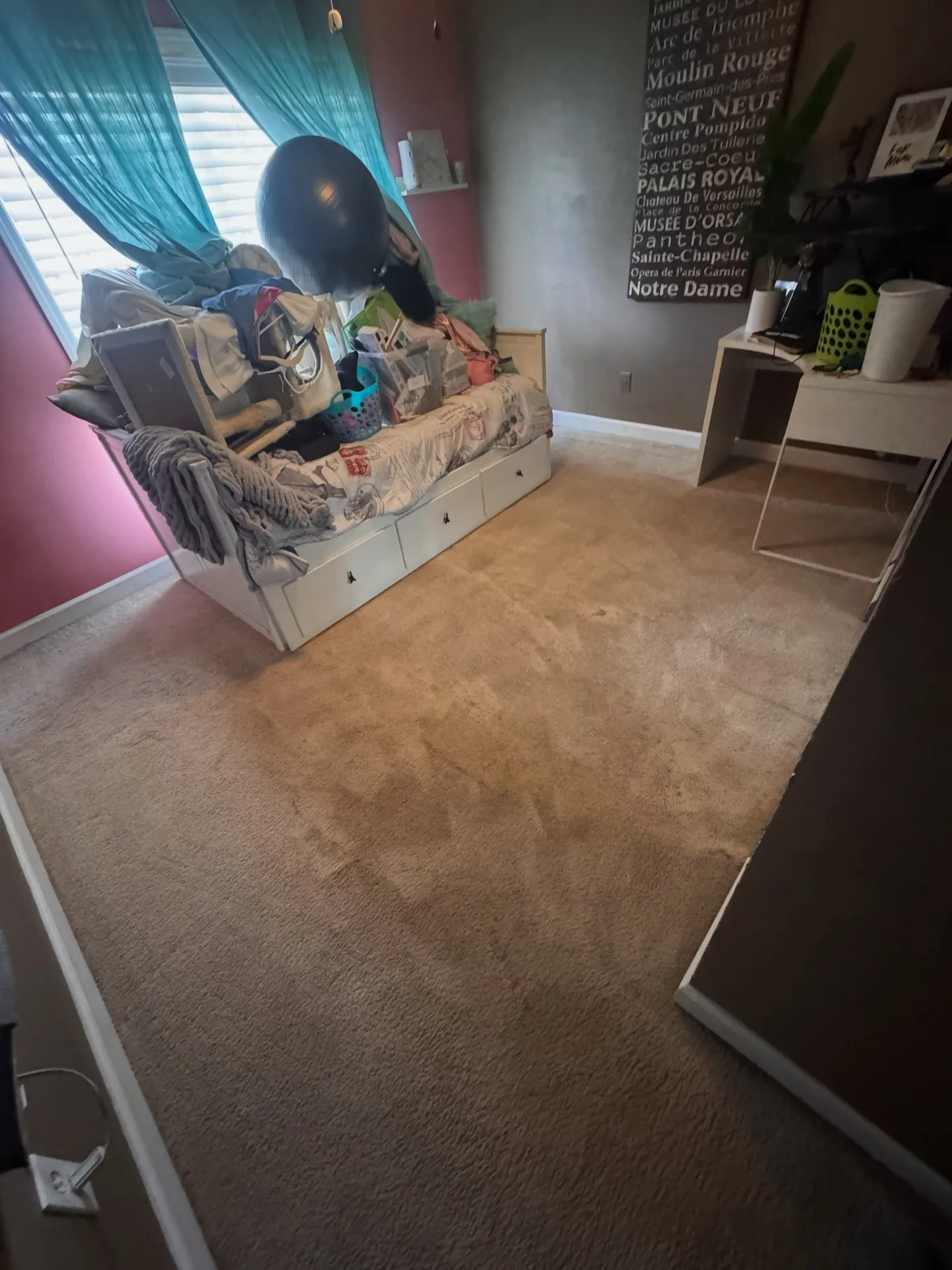 Bedroom carpet viewed from the doorway before professional carpet cleaning by Everglades Cleaning Solution